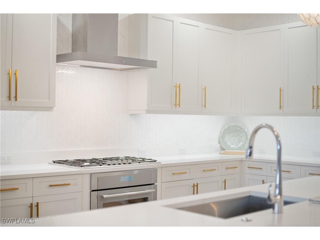 875 6th Avenue S #304 Naples FL 34102 225074390 image8