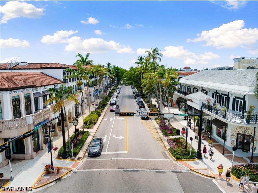 875 6th Avenue S #304 Naples FL 34102 226025430 image33