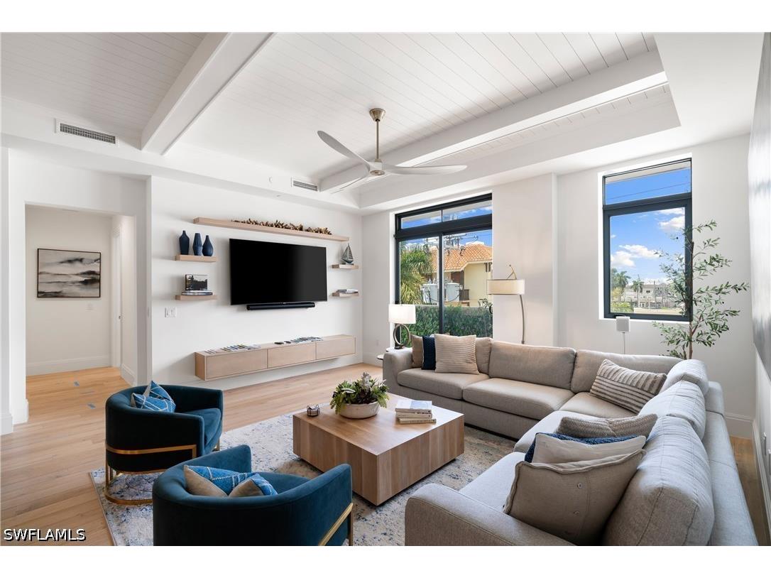 875 6th Avenue S #304 Naples FL 34102 226025430 image4