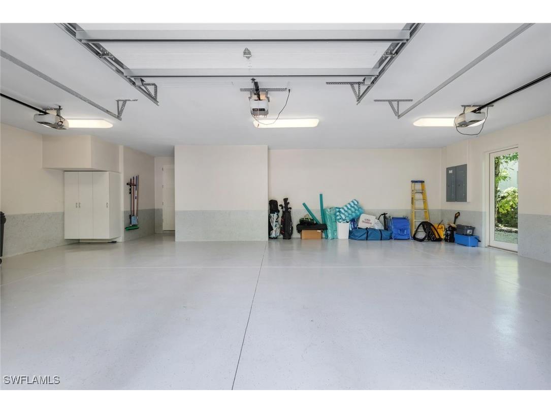 875 Wedge Drive Naples FL 34103 225049913 image48