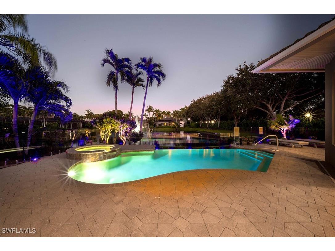 8752 Muirfield Drive Naples FL 34109 225080809 image2