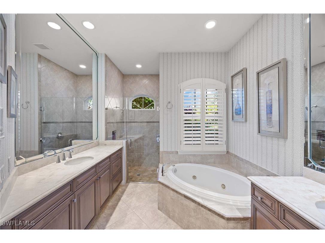 8752 Muirfield Drive Naples FL 34109 225080809 image21