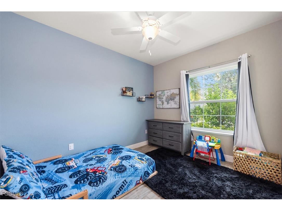 8753 Cascade Price Circle North Fort Myers FL 33917 2025013764 image19