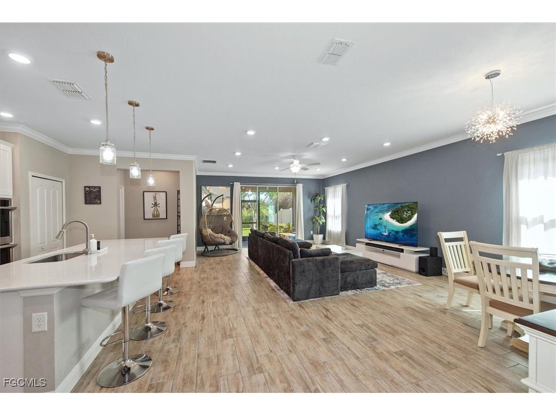 8753 Cascade Price Circle North Fort Myers FL 33917 2025013764 image2