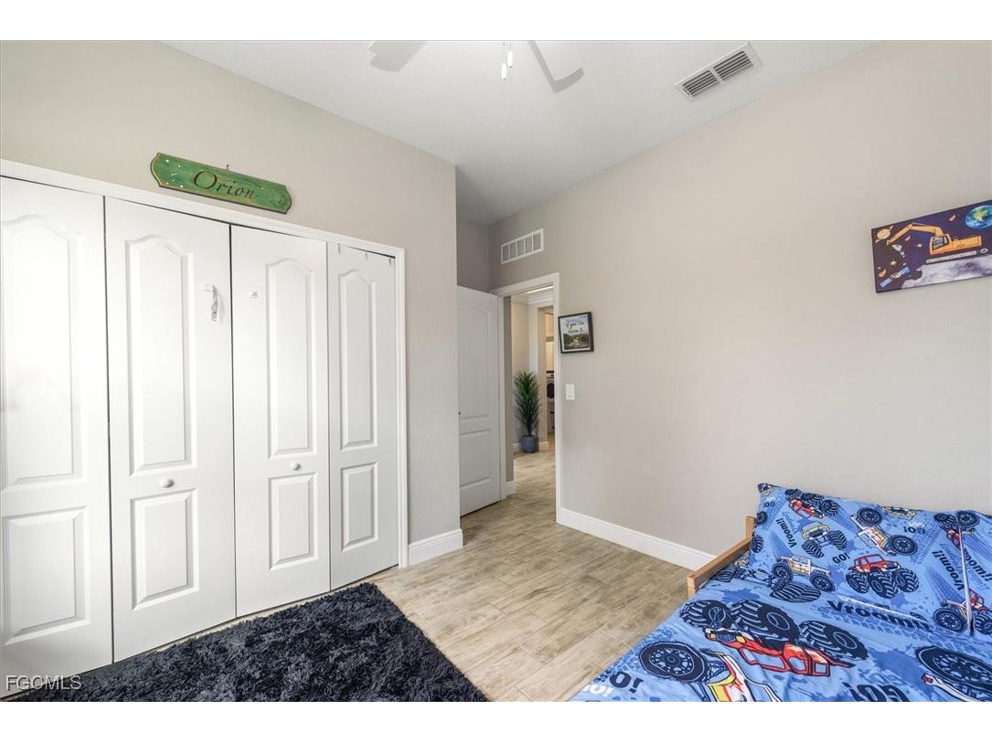 8753 Cascade Price Circle North Fort Myers FL 33917 2025013764 image20