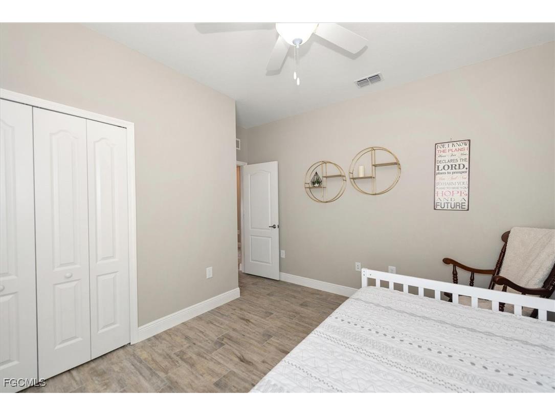 8753 Cascade Price Circle North Fort Myers FL 33917 2025013764 image22