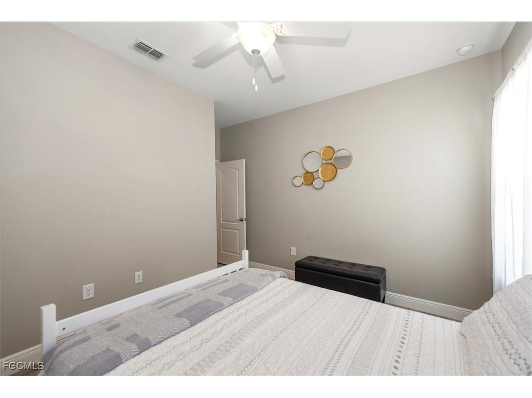 8753 Cascade Price Circle North Fort Myers FL 33917 2025013764 image24