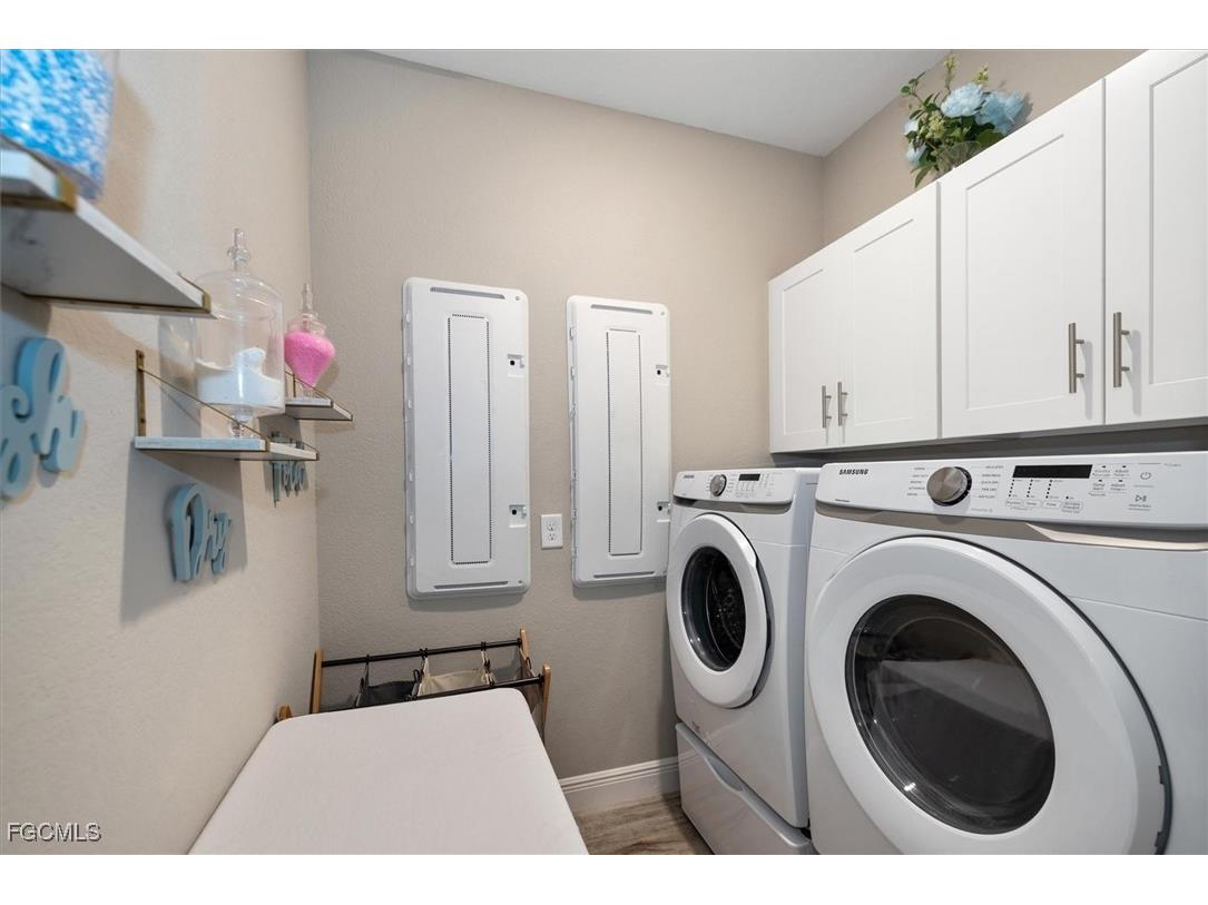 8753 Cascade Price Circle North Fort Myers FL 33917 2025013764 image26