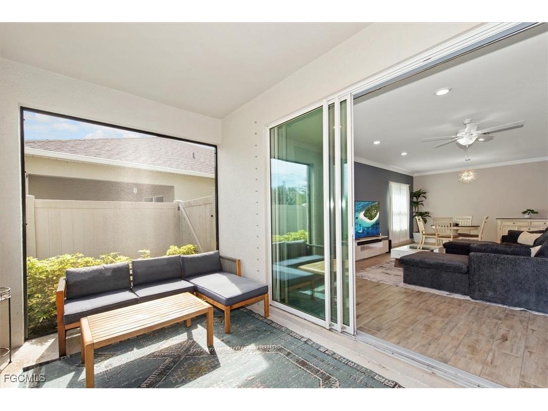 8753 Cascade Price Circle North Fort Myers FL 33917 2025013764 image27