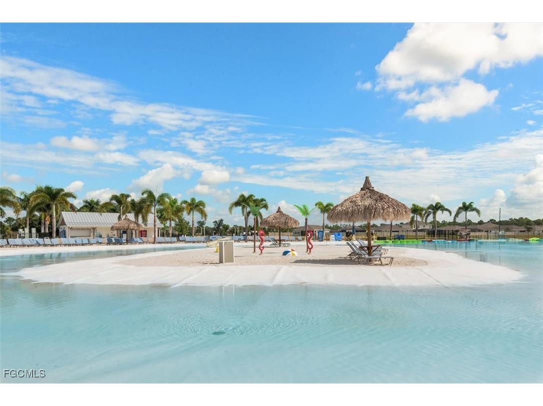 8753 Cascade Price Circle North Fort Myers FL 33917 2025013764 image34