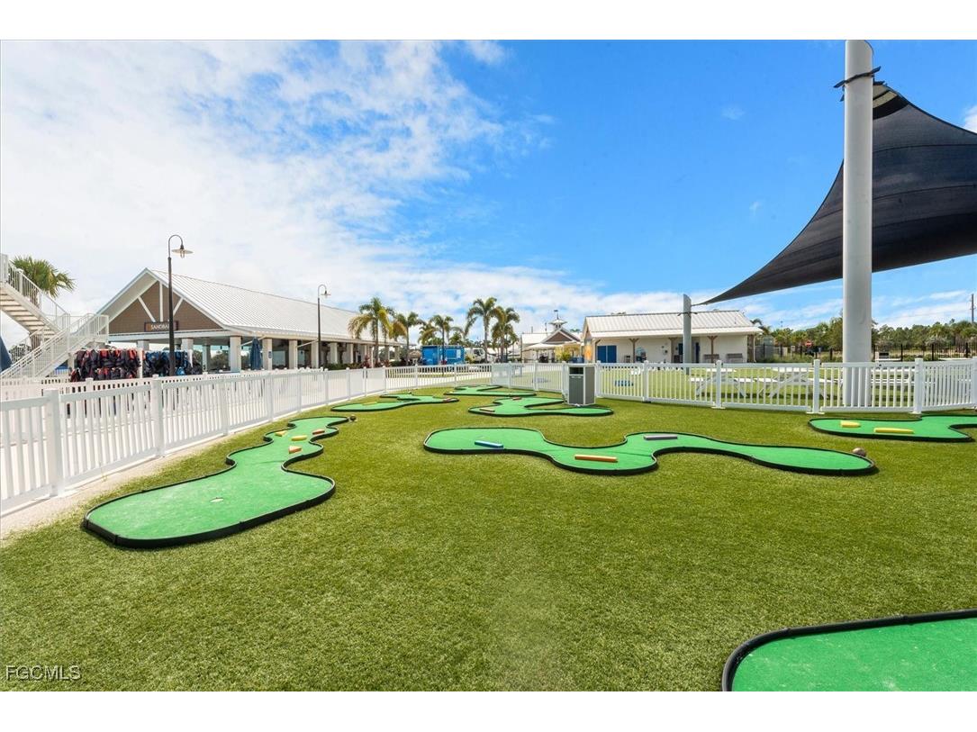 8753 Cascade Price Circle North Fort Myers FL 33917 2025013764 image40