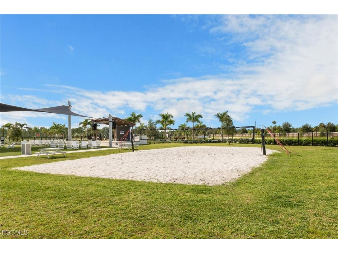 8753 Cascade Price Circle North Fort Myers FL 33917 2025013764 image41