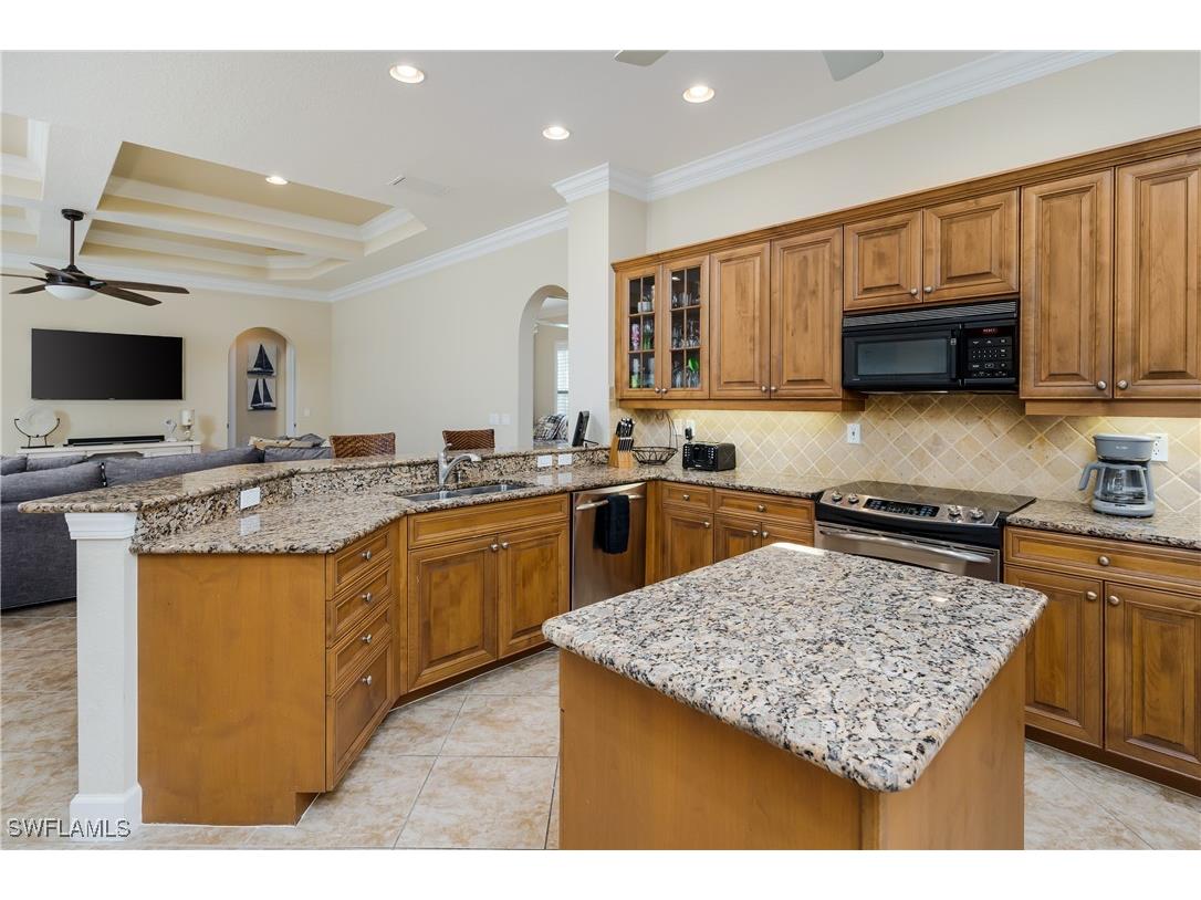 8754 Hideaway Harbor Court Naples FL 34120 225056005 image12