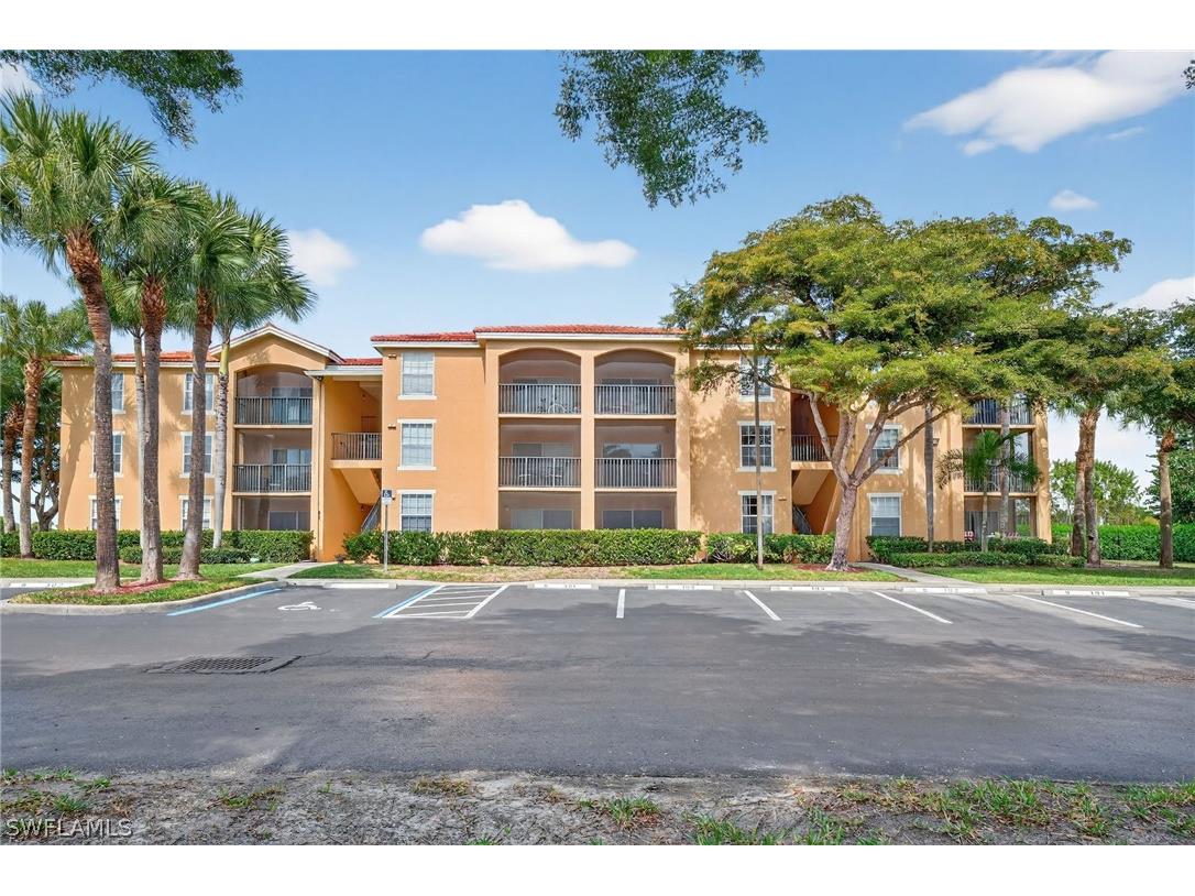 8754 River Homes Lane #8206 Bonita Springs FL 34135 226011963 image3