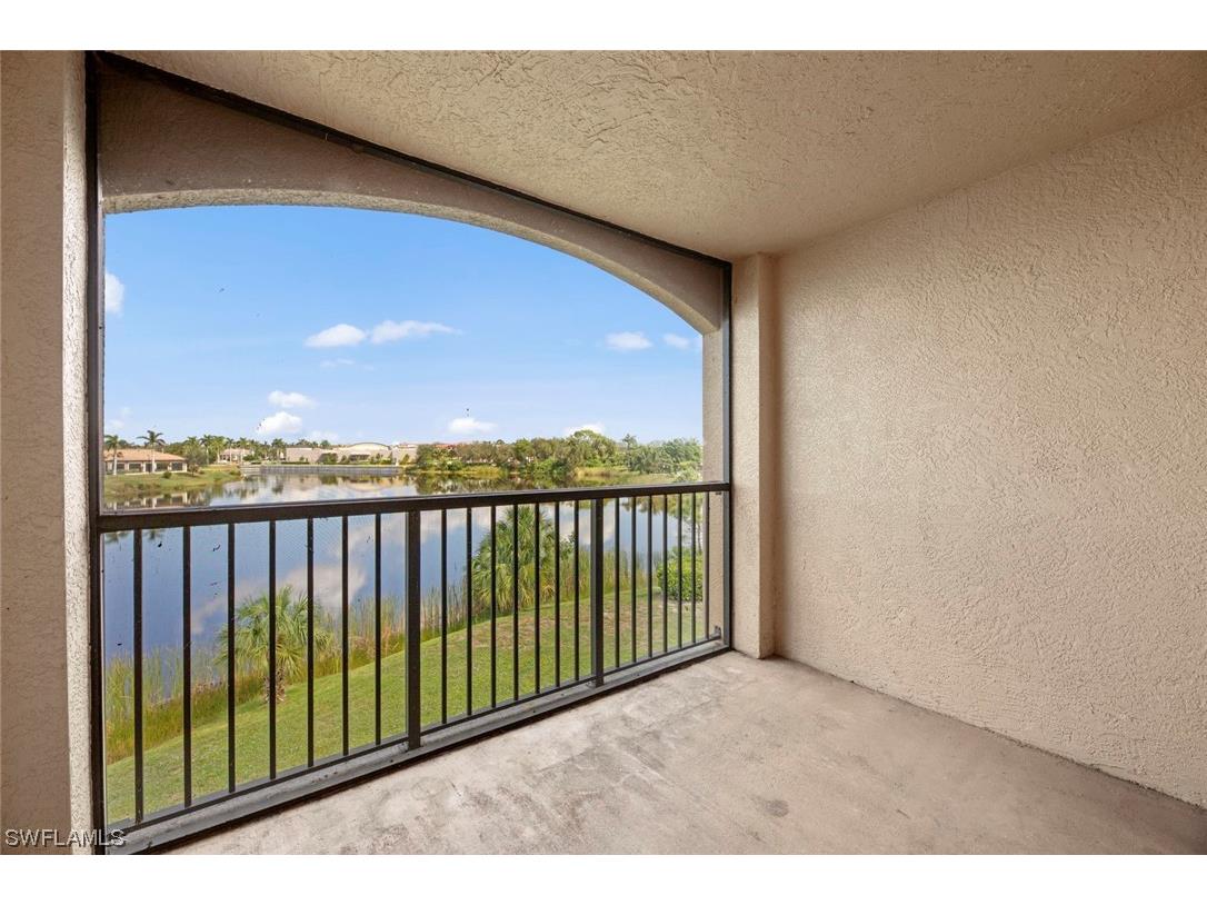 8754 River Homes Lane #8304 Bonita Springs FL 34135 223059740 image1