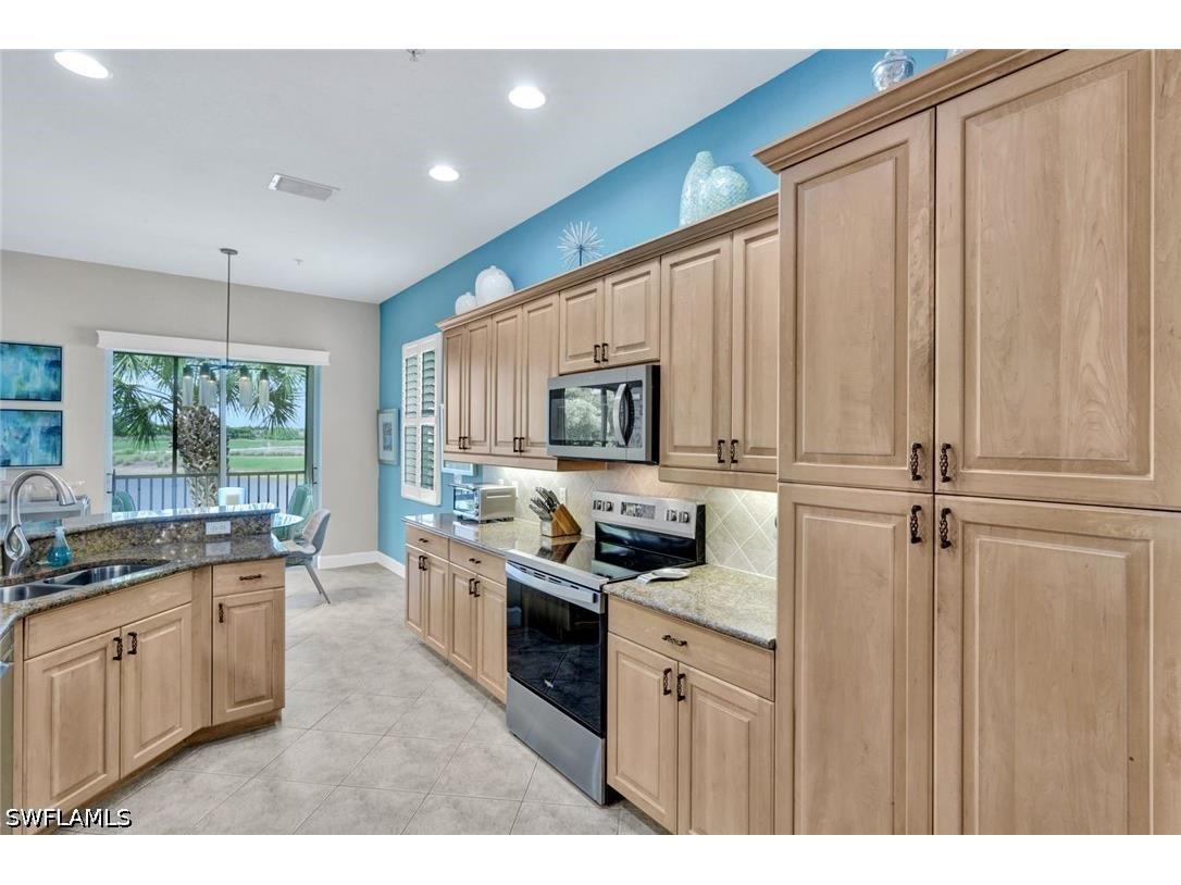 8755 Coastline Court #202 Naples FL 34120 226015301 image11