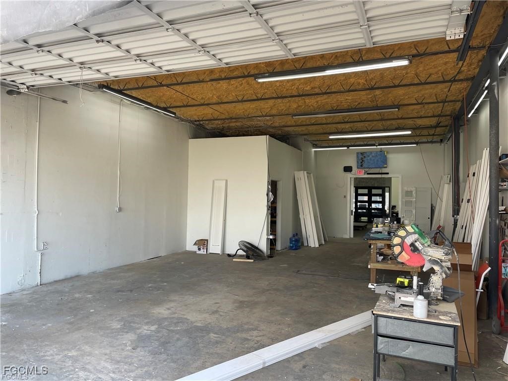 876 Cape Coral Parkway E Cape Coral FL 33904 2026002455 image2