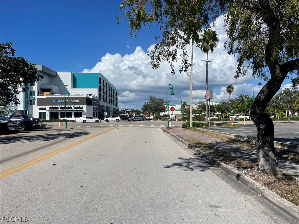 876 Cape Coral Parkway E Cape Coral FL 33904 2026012114 image9