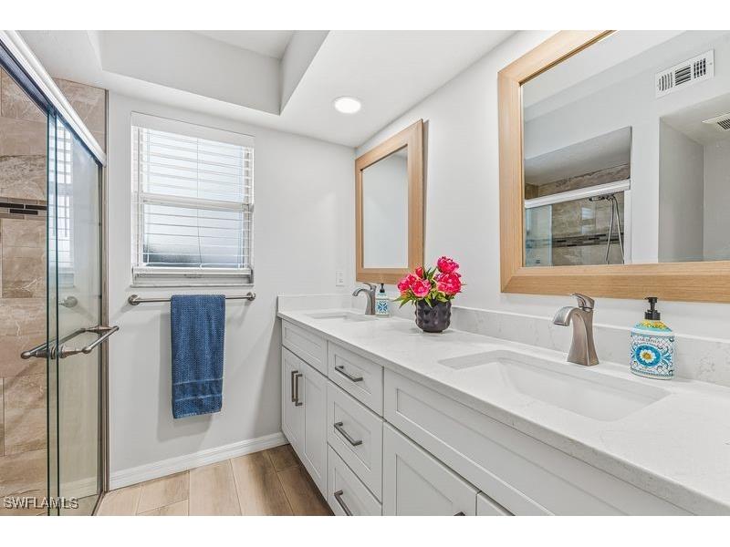 876 Gulf Pavilion Drive #101 Naples FL 34108 225074362 image11