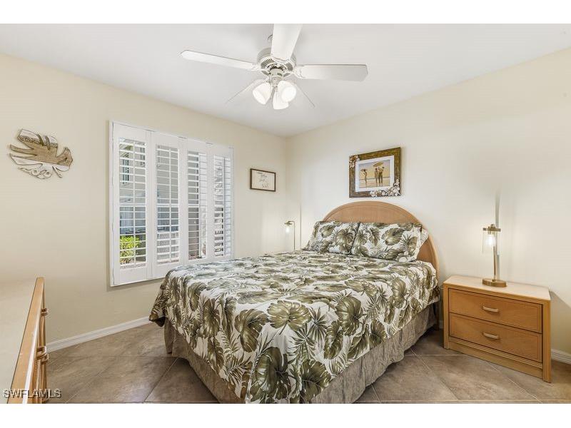 876 Gulf Pavilion Drive #101 Naples FL 34108 225074362 image14