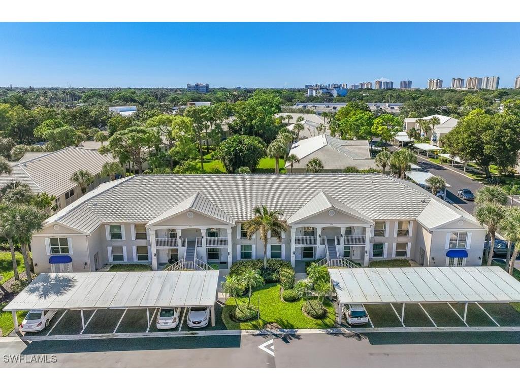 876 Gulf Pavilion Drive #101 Naples FL 34108 225074362 image2