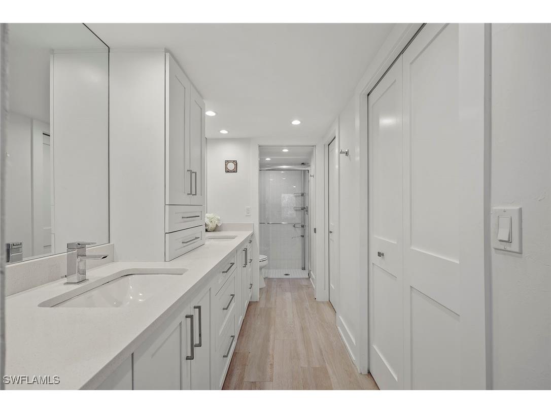 876 Gulf Pavilion Drive #105 Naples FL 34108 225060743 image11