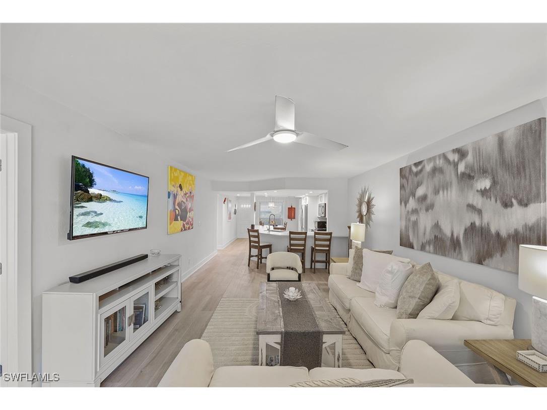 876 Gulf Pavilion Drive #105 Naples FL 34108 225060743 image4