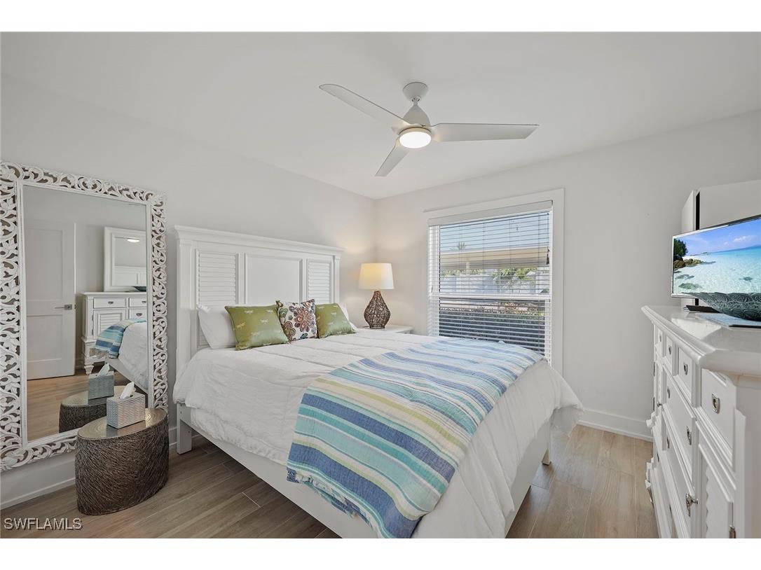 876 Gulf Pavilion Drive #105 Naples FL 34108 225060743 image8