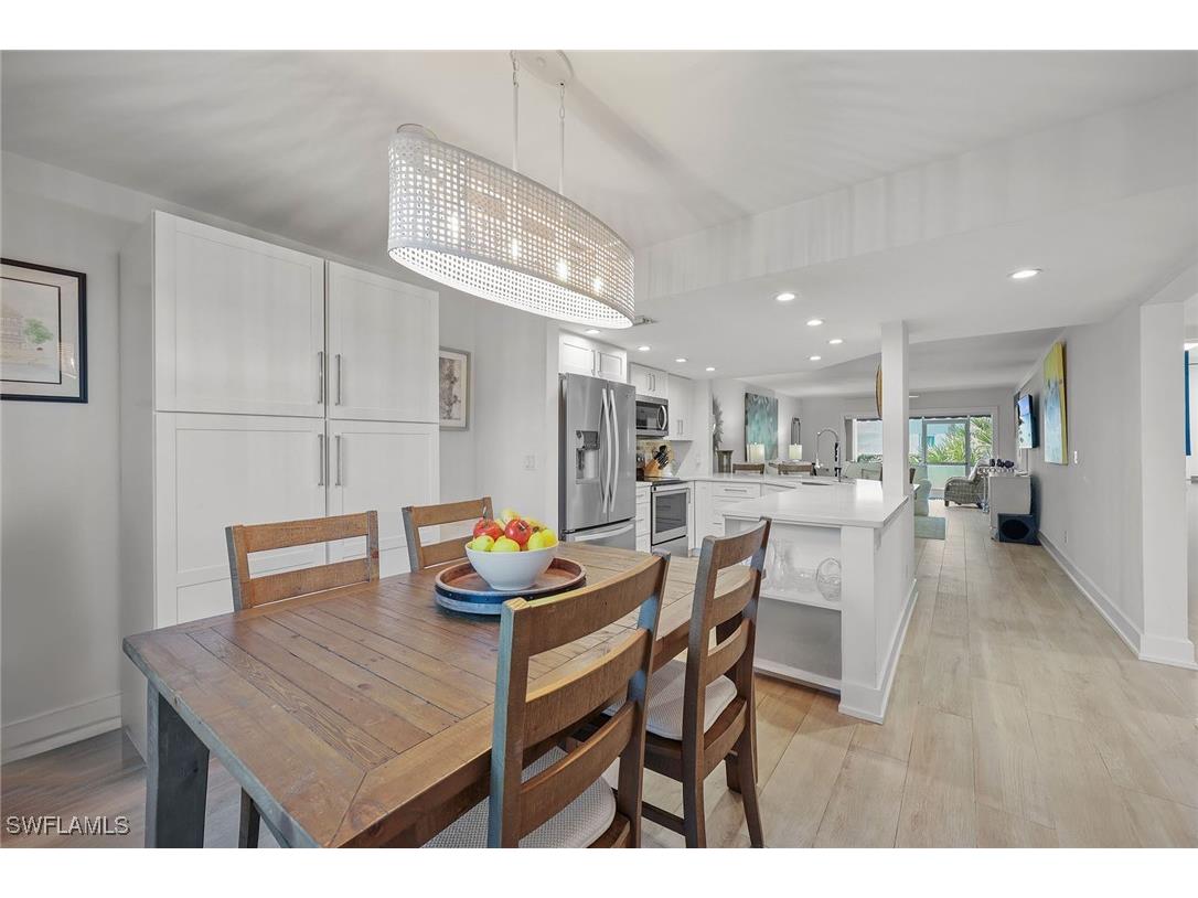 876 Gulf Pavilion Drive #105 Naples FL 34108 225060743 image9