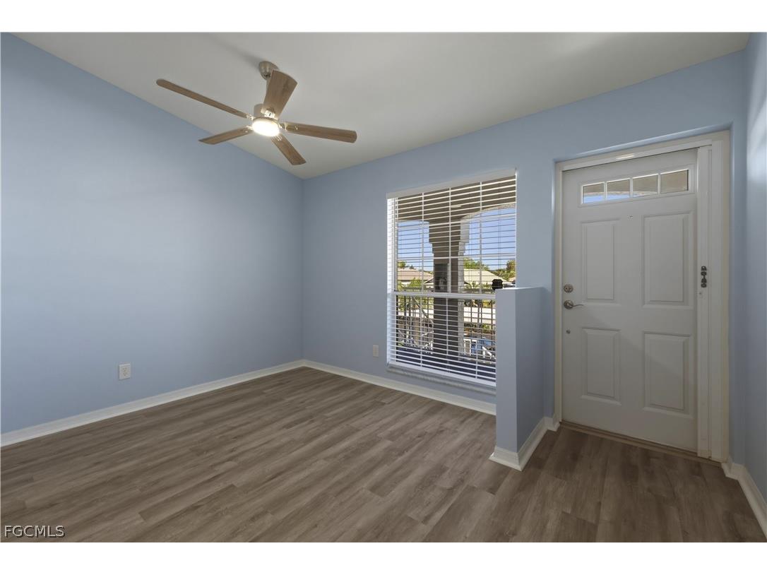 876 Gulf Pavilion Drive #202 Naples FL 34108 2025015241 image4