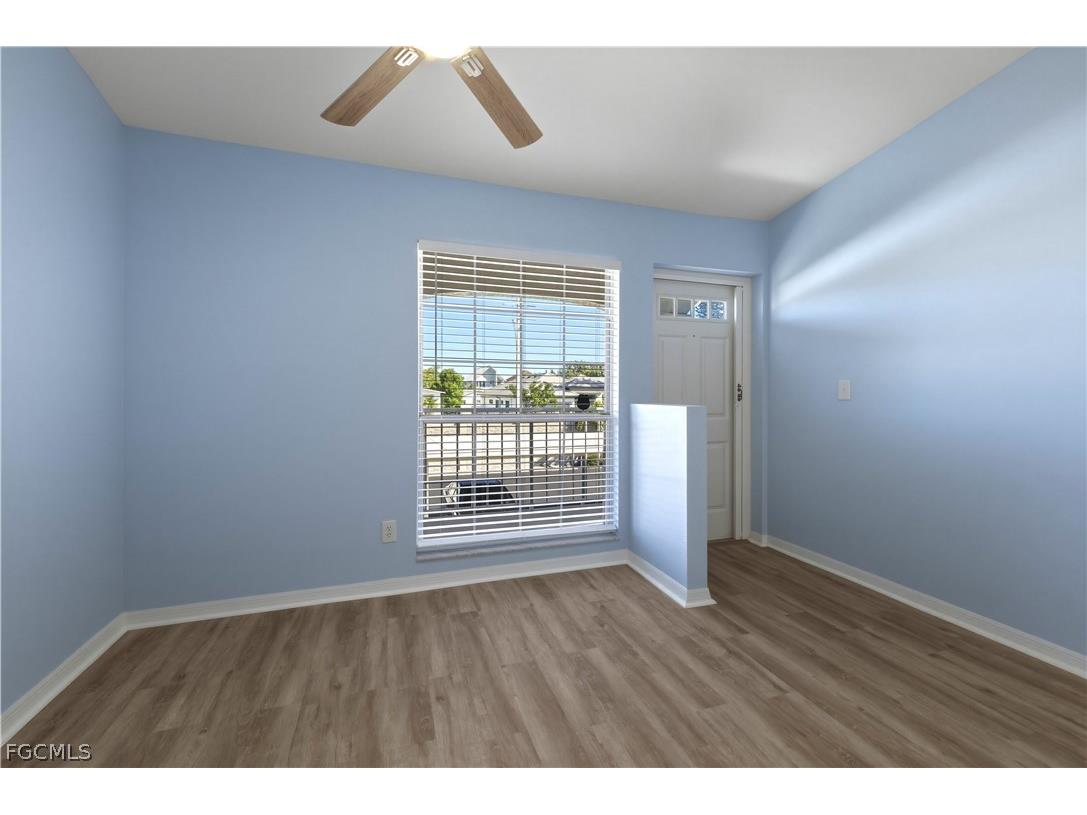 876 Gulf Pavilion Drive #202 Naples FL 34108 2025015241 image5