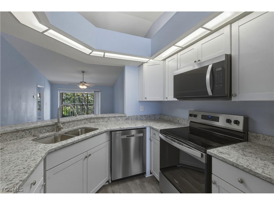 876 Gulf Pavilion Drive #202 Naples FL 34108 2025015241 image7