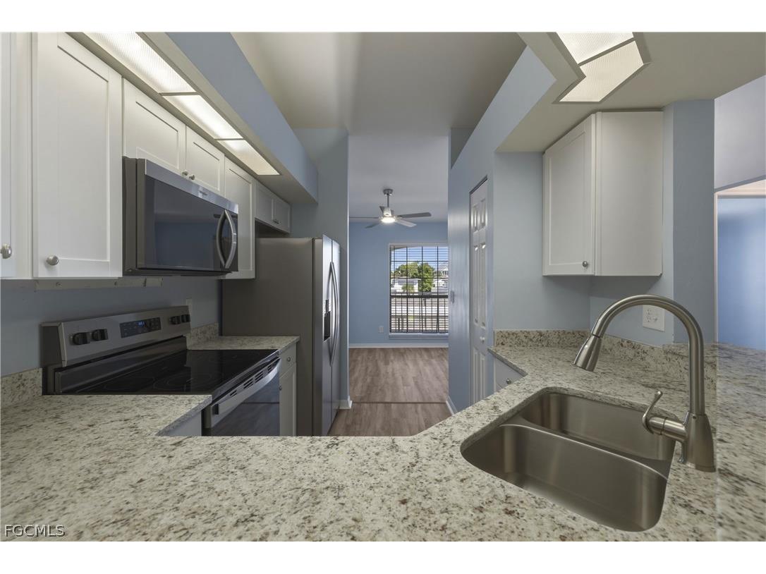 876 Gulf Pavilion Drive #202 Naples FL 34108 2025015241 image9