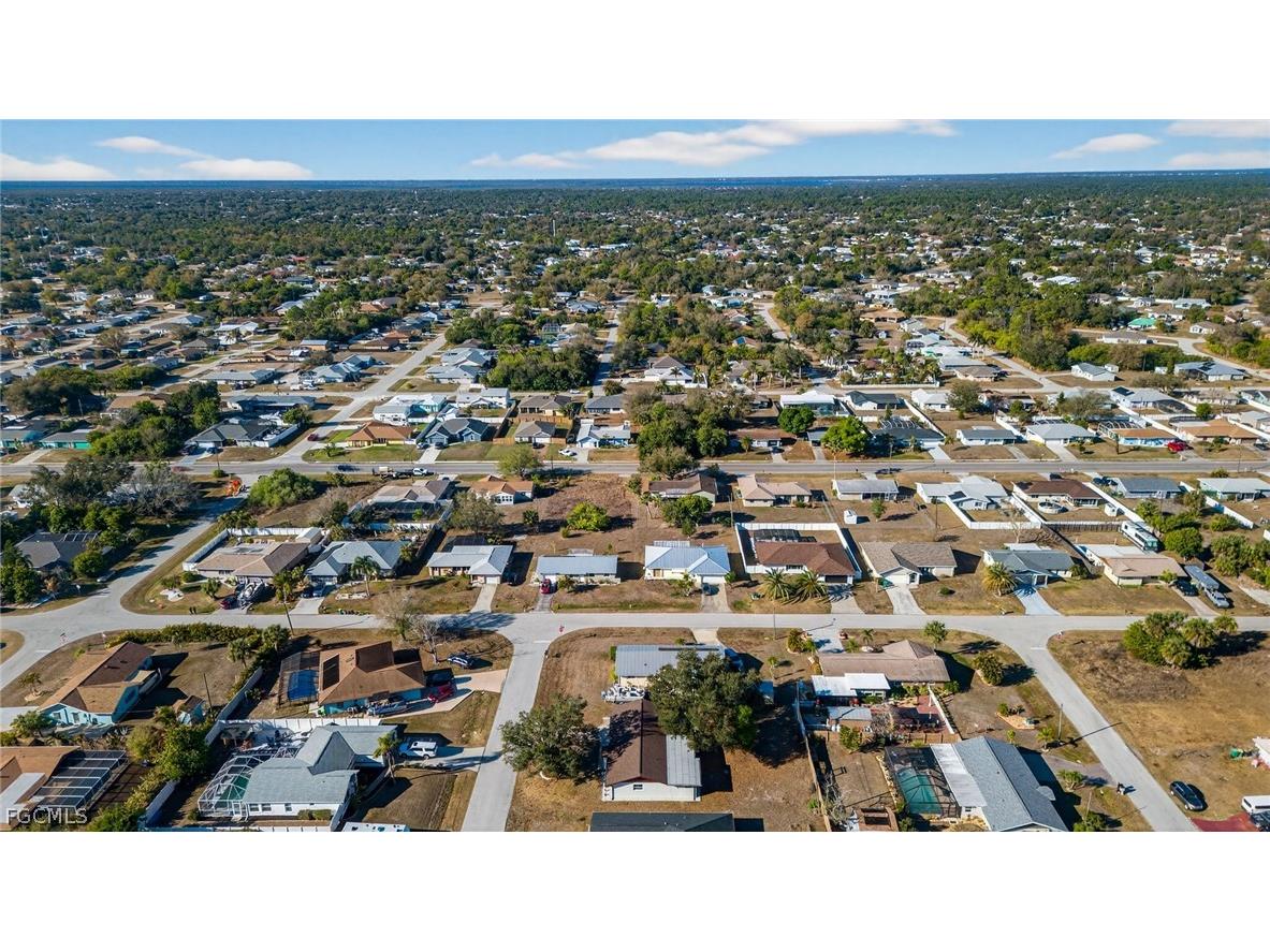 876 Linnaen Terrace NW Port Charlotte FL 33948 2026012960 image22