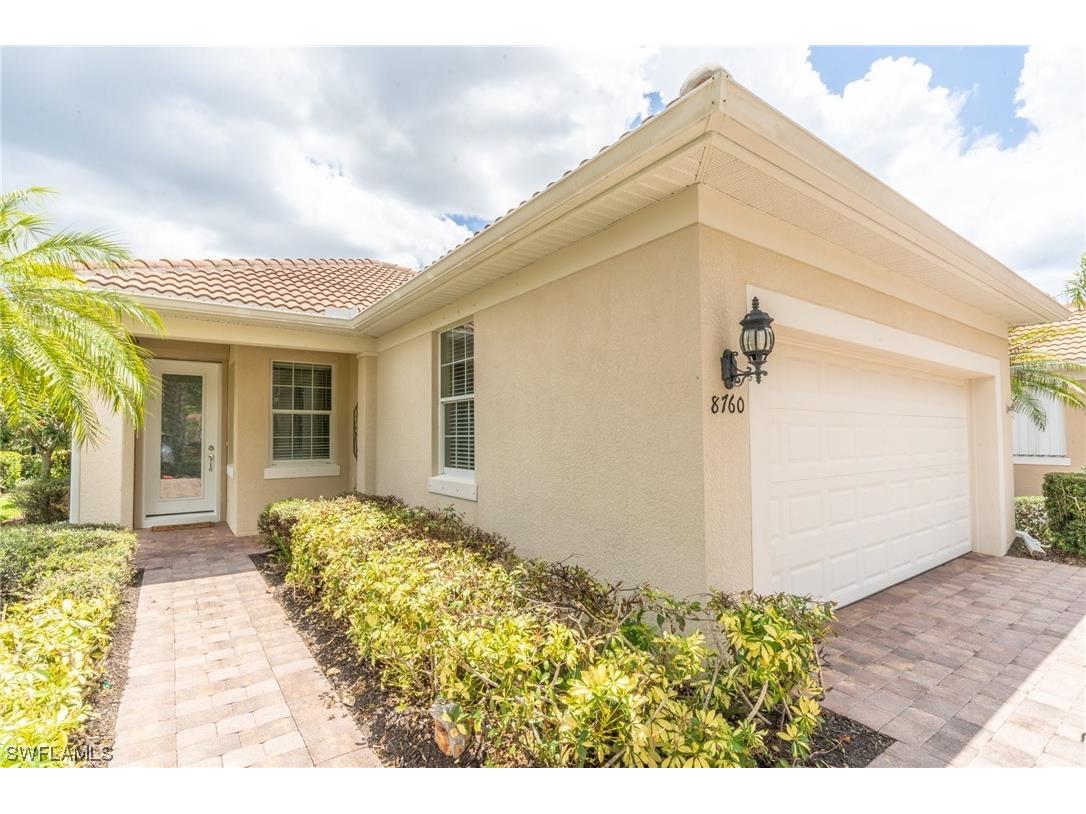 8760 Querce Court Naples FL 34114 223038917 image1
