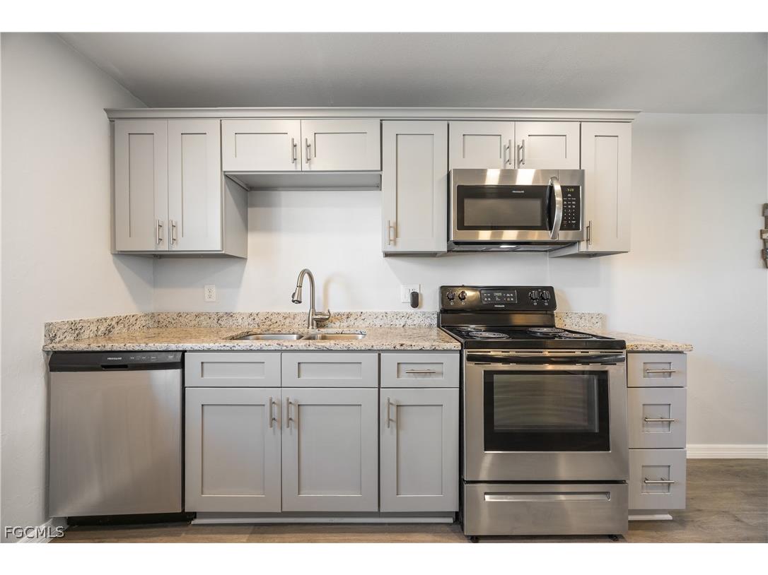 8761 Lueck Lane #3 Fort Myers FL 33919 2026011926 image5