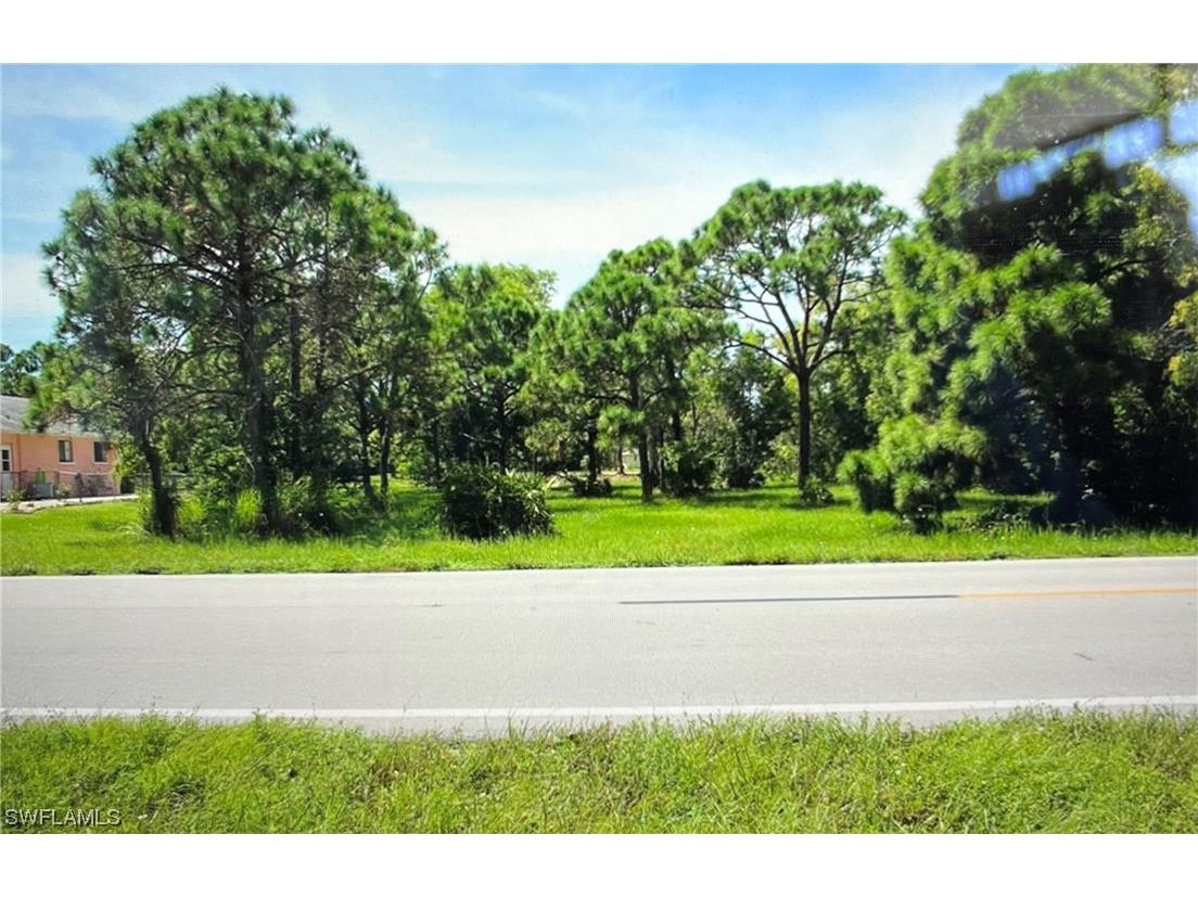 8761 Stringfellow Road Saint James City FL 33956 223022433 image1