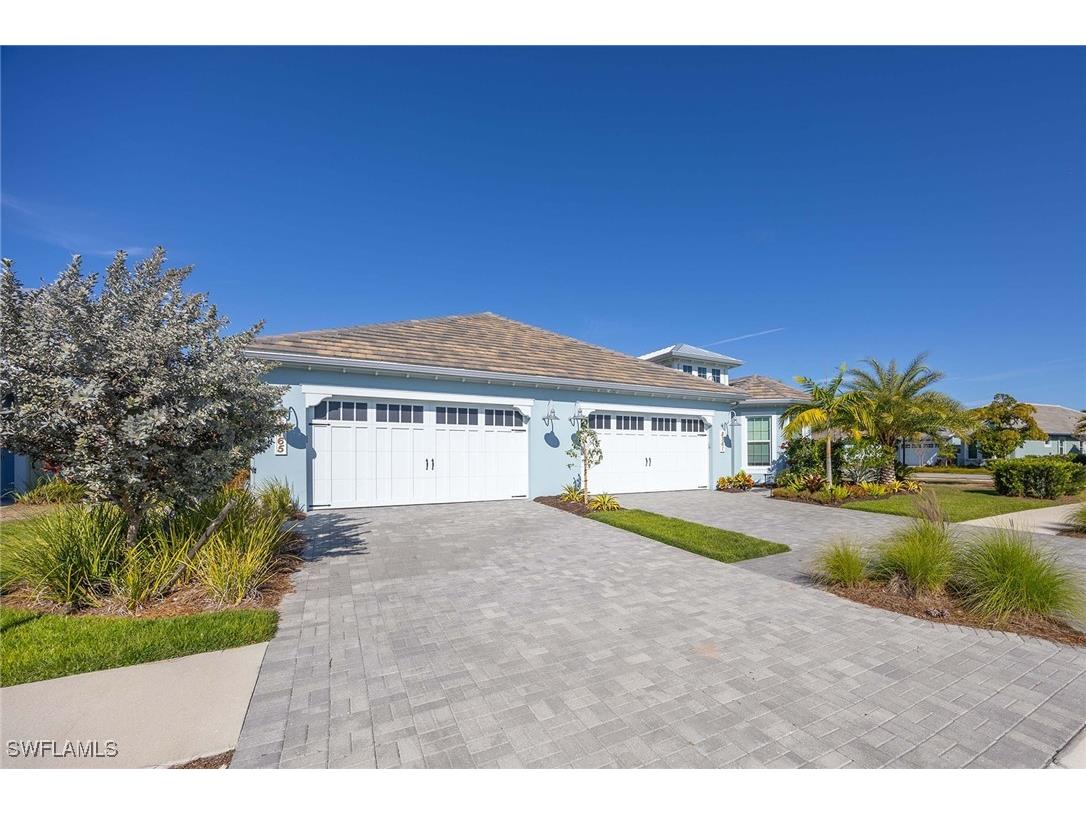 8761 Yucatan Court Naples FL 34112 225085209 image1