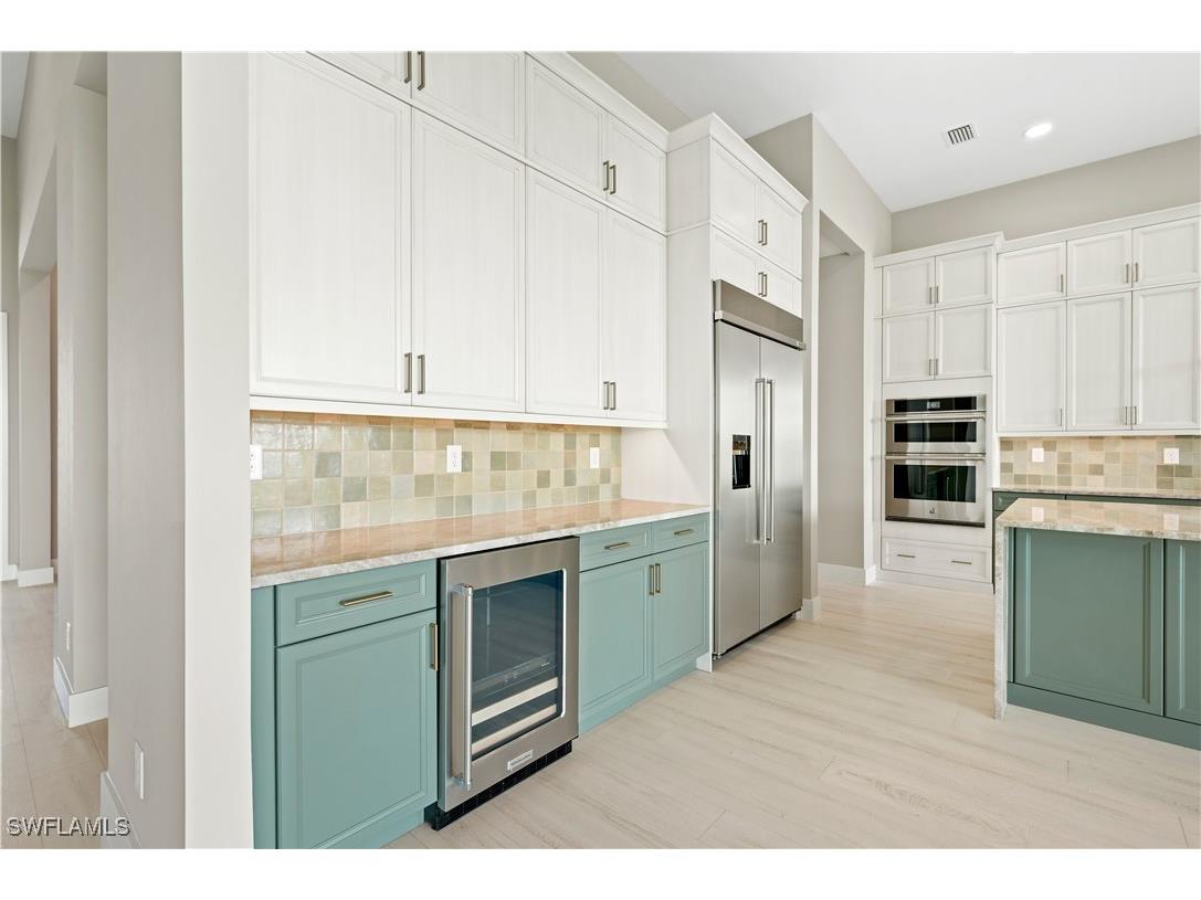 8766 Driftwood Drive Naples FL 34114 225051027 image7