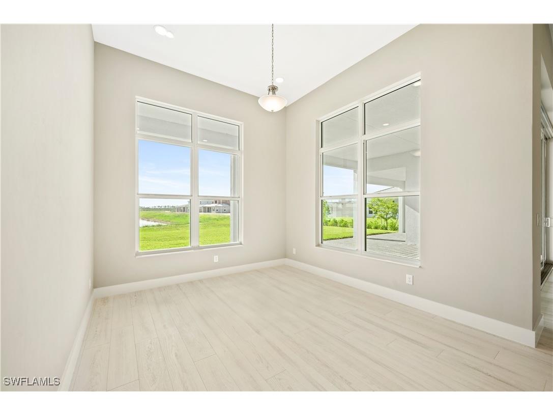 8766 Driftwood Drive Naples FL 34114 225051027 image9