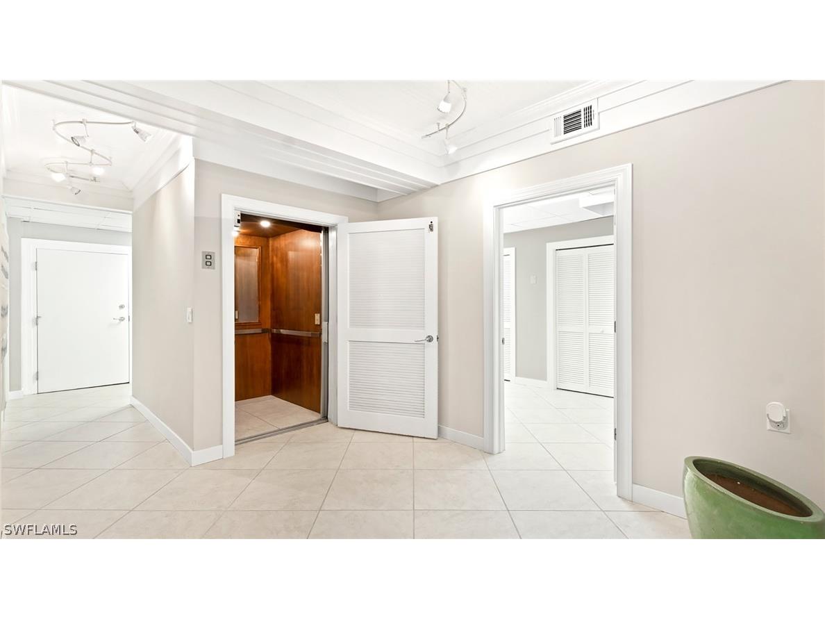 877 7th Street S Naples FL 34102 225072191 image27