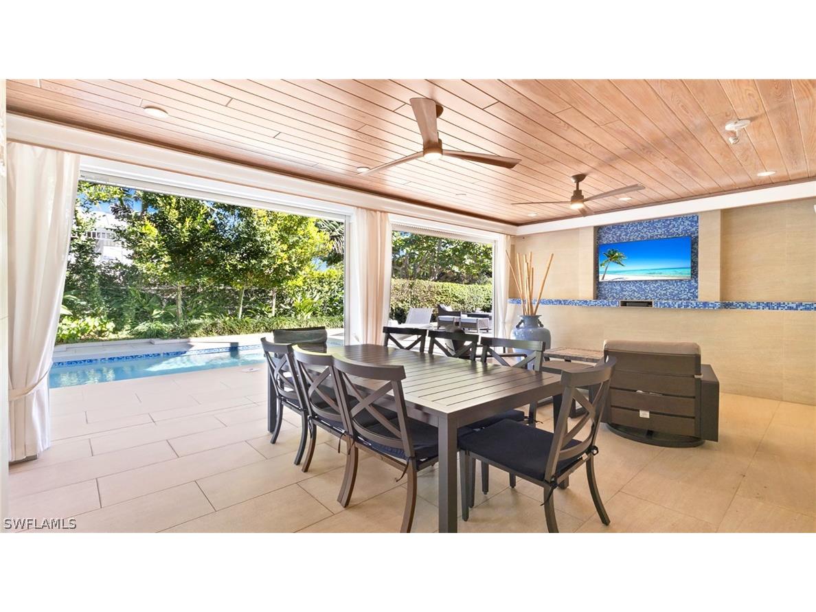 877 7th Street S Naples FL 34102 225072191 image32