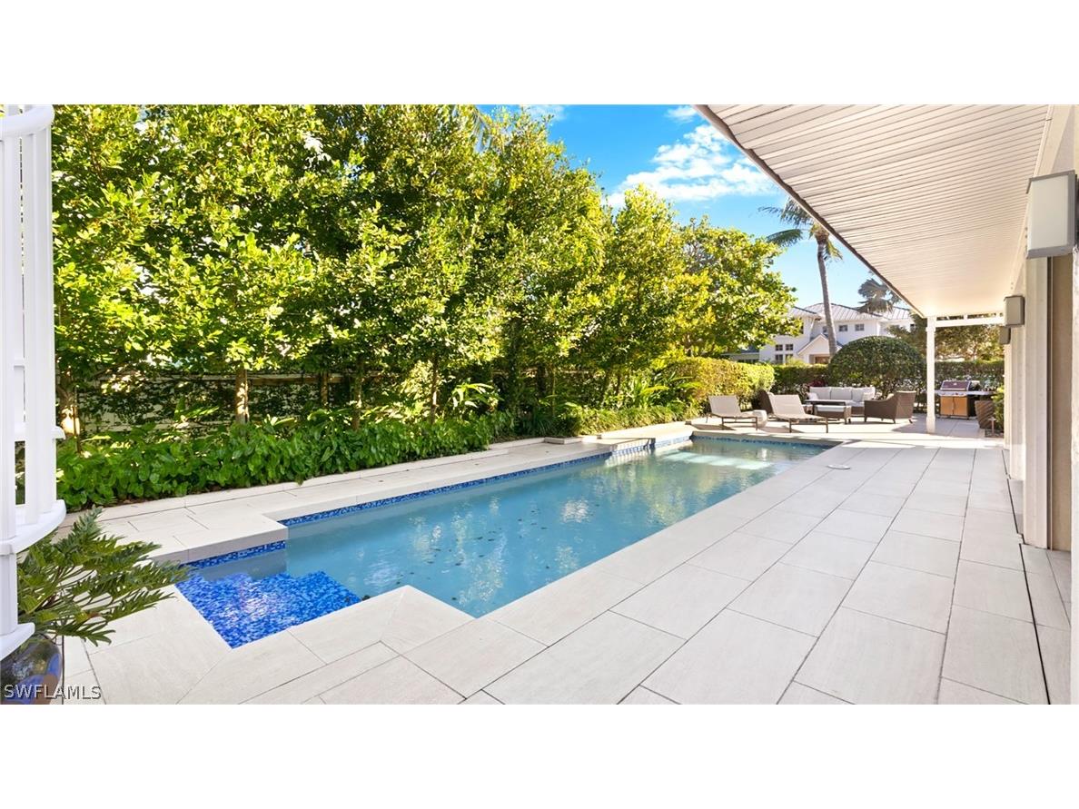 877 7th Street S Naples FL 34102 225072191 image36