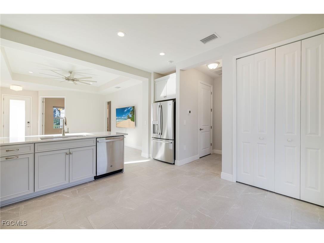 8770 Pigeon Ky Fort Myers FL 33908 2025014545 image10