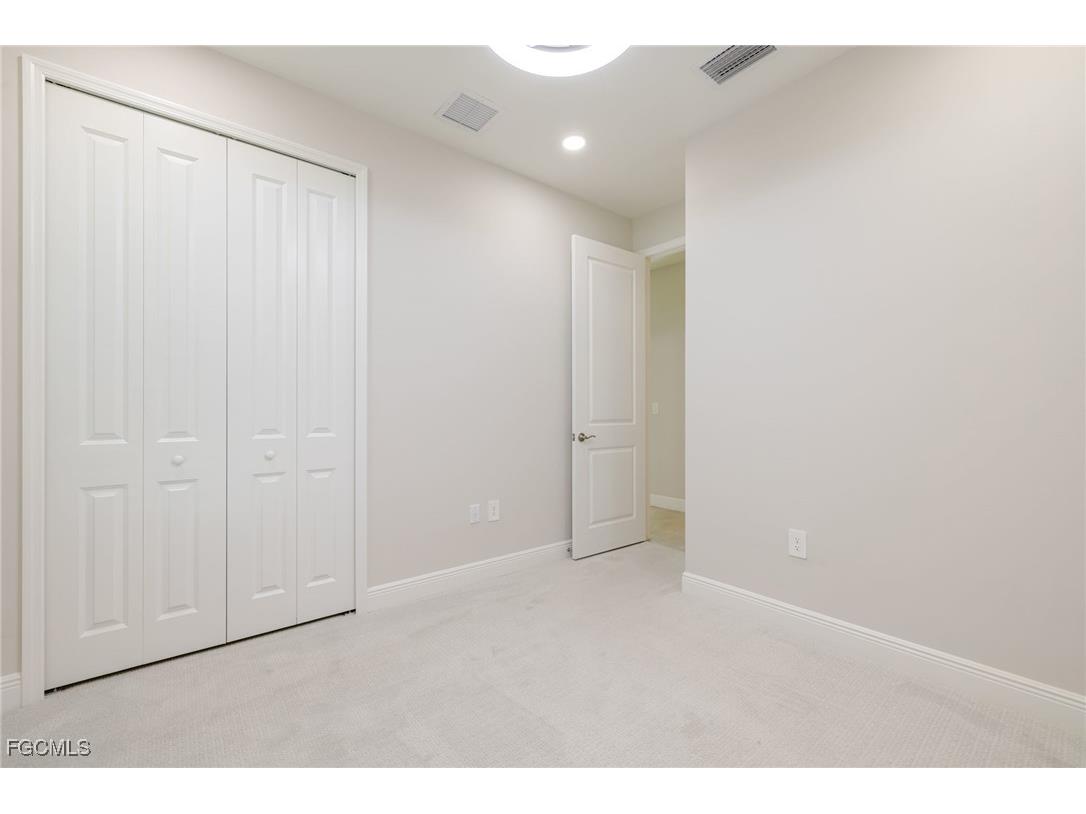 8770 Pigeon Ky Fort Myers FL 33908 2025014545 image31