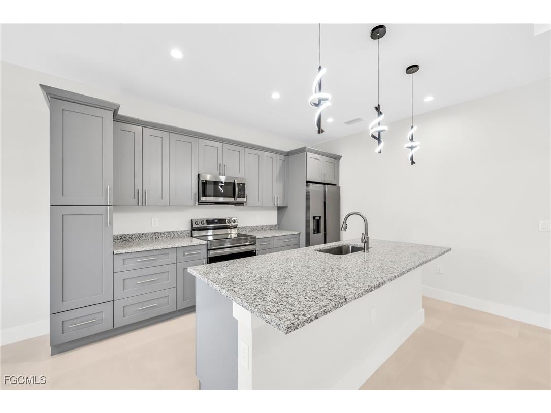 8771/8773 Buckingham Road Fort Myers FL 33905 2025020372 image2