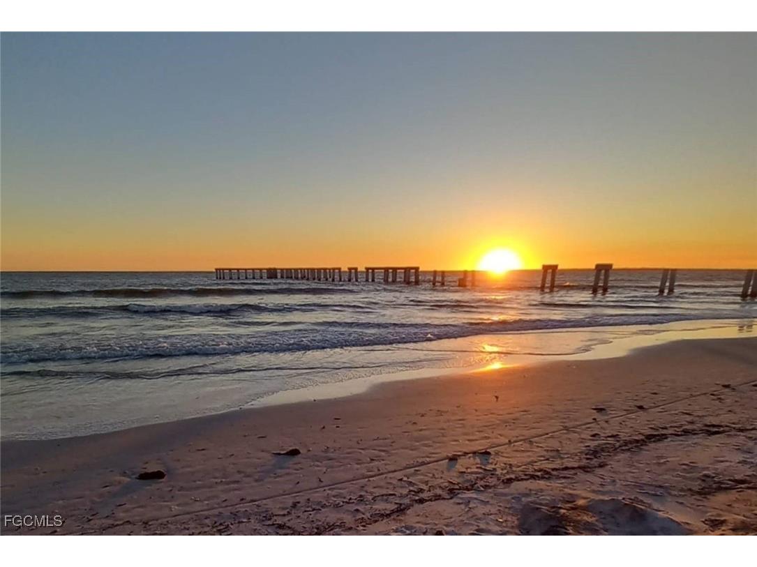 8771 Estero Boulevard #301 Fort Myers Beach FL 33931 2025016077 image20