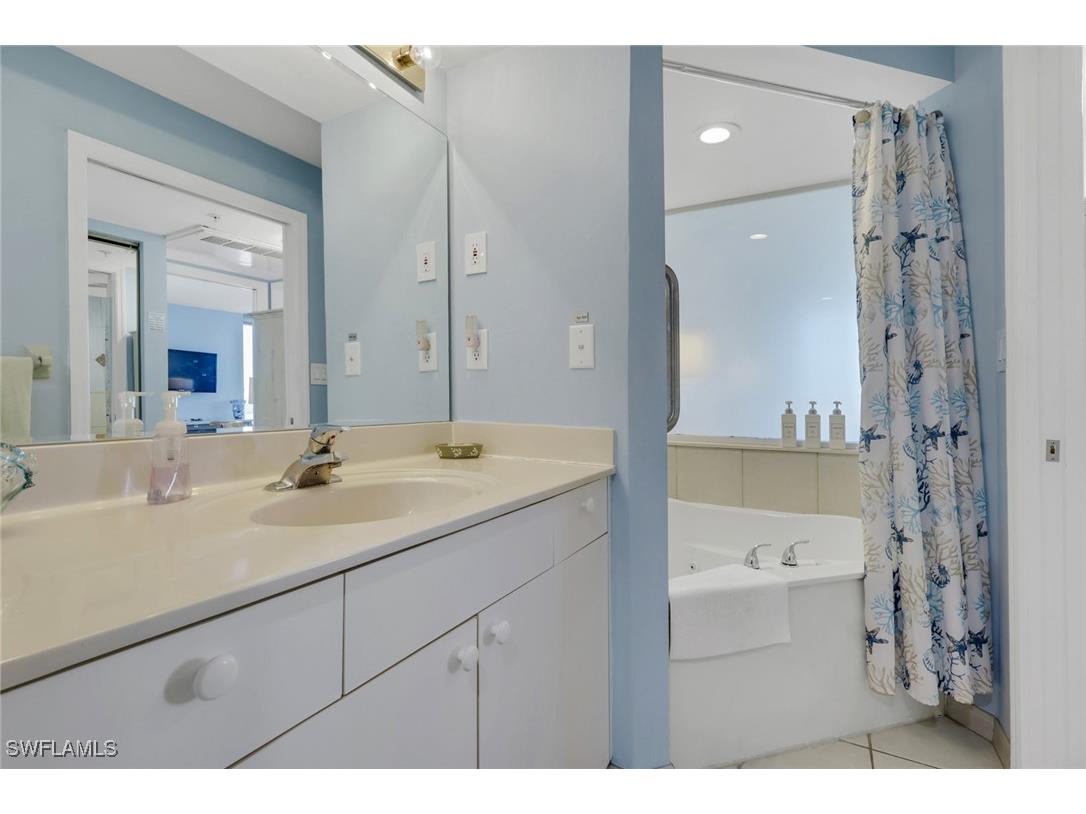 8771 Estero Boulevard #906 Fort Myers Beach FL 33931 226004944 image20