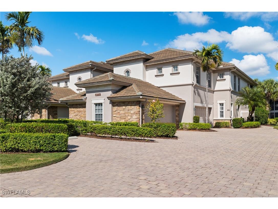 8775 Coastline Court #102 Naples FL 34120 226000177 image1