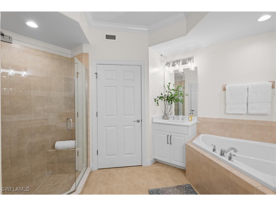 8775 Coastline Court #102 Naples FL 34120 226000177 image18